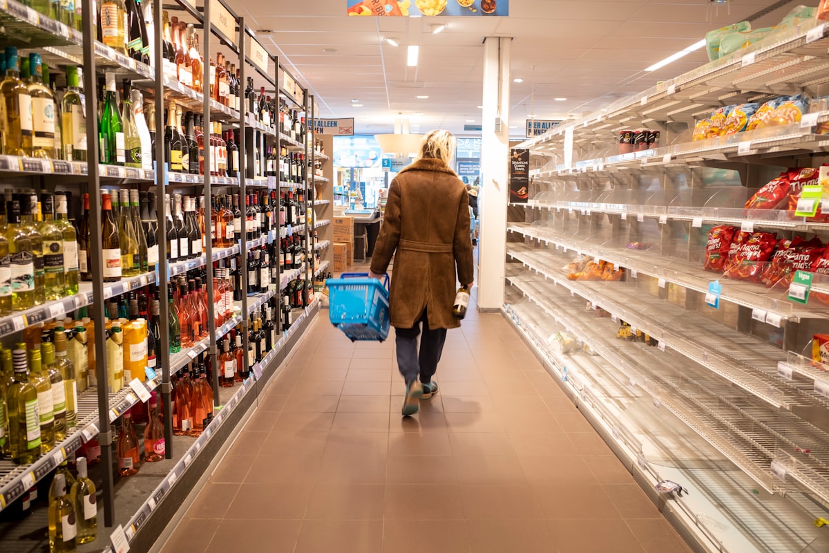 Seasonal eating and local produce benefits